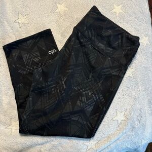 Alo Crop Leggings